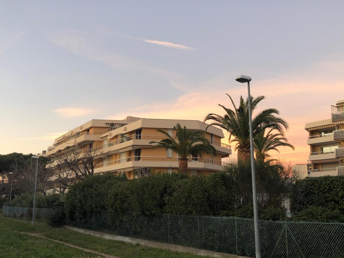 Residence La Miougrano Frejus Plage Fréjus Exterior foto
